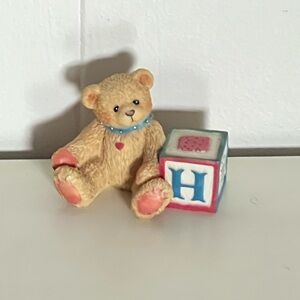 1995 Cherished Teddies H Initial Figurine